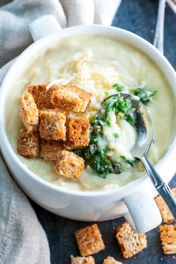 Slow Cooker Potato Soup with Pesto