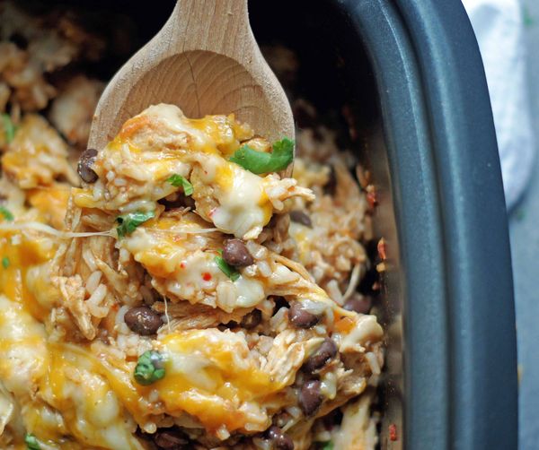 Slow Cooker Spicy Chicken & Rice