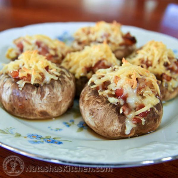 Smoked Gouda and Bacon Stuffed Mushrooms