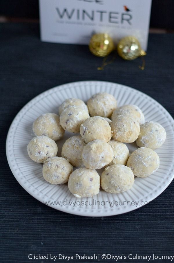 Snowball Cookies | Mexican Wedding Cookies | Russian Tea Cakes