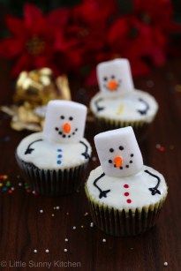 Snowman Cupcakes