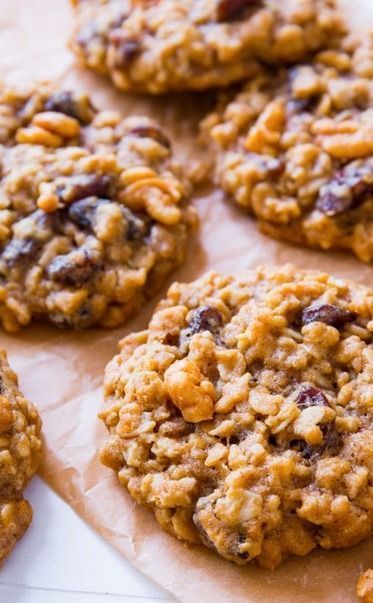 Soft & Chewy Oatmeal Raisin Cookies