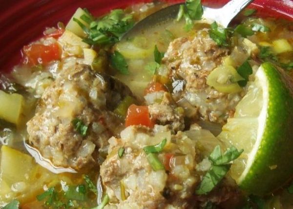 Sopa de Albóndiga