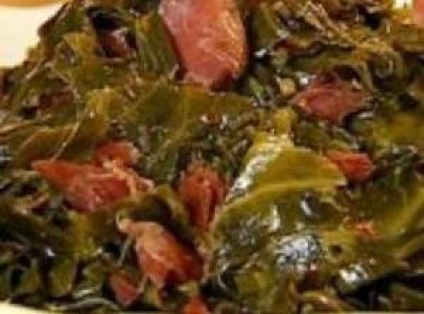 Southern Collard Greens w/ Bacon & Brown Sugar