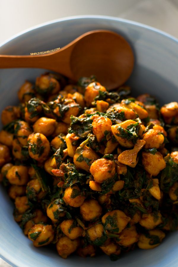 Spanish Spinach with Chickpeas