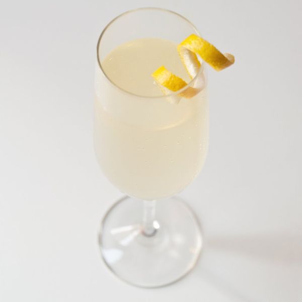 Sparkling Pear and Elderflower Cocktail