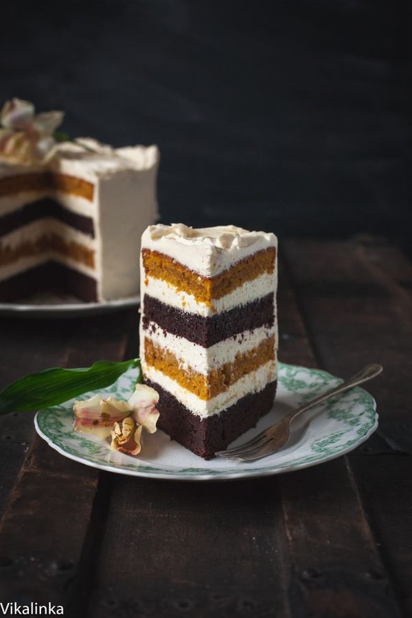 Spiced Pumpkin and Chocolate Cake with Maple Cinnamon Mascarpone Frosting