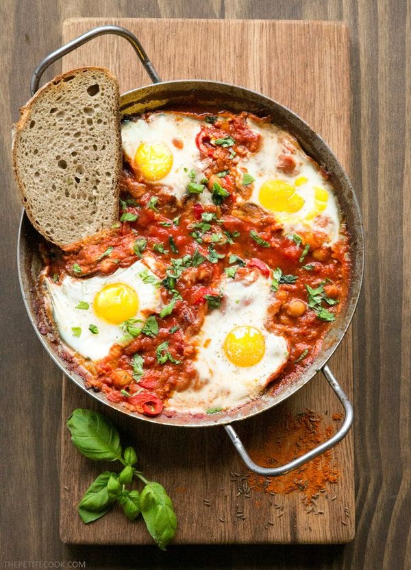 Spicy Chickpea Shakshuka