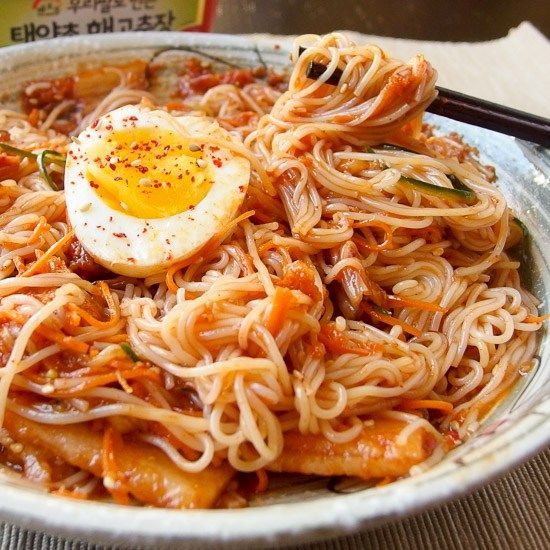 Spicy Cold Buckwheat Noodles (Bibim Naengmyeon