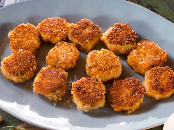 Spicy Lobster Cakes with Mango and Avocado Salsa