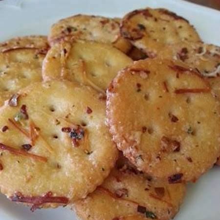 Spicy Ritz Crackers