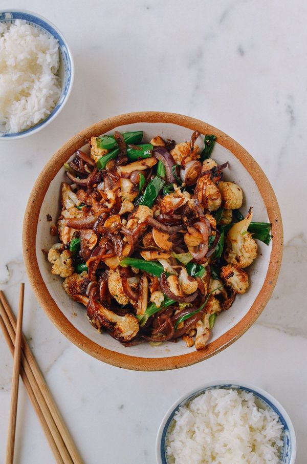 Spicy Roasted Cauliflower Stir-Fry