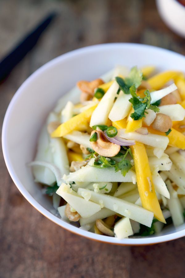 Spicy Thai Mango Apple Salad