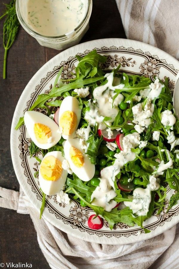 Spring Pea and Arugula Salad with Creamy Dill Dressing