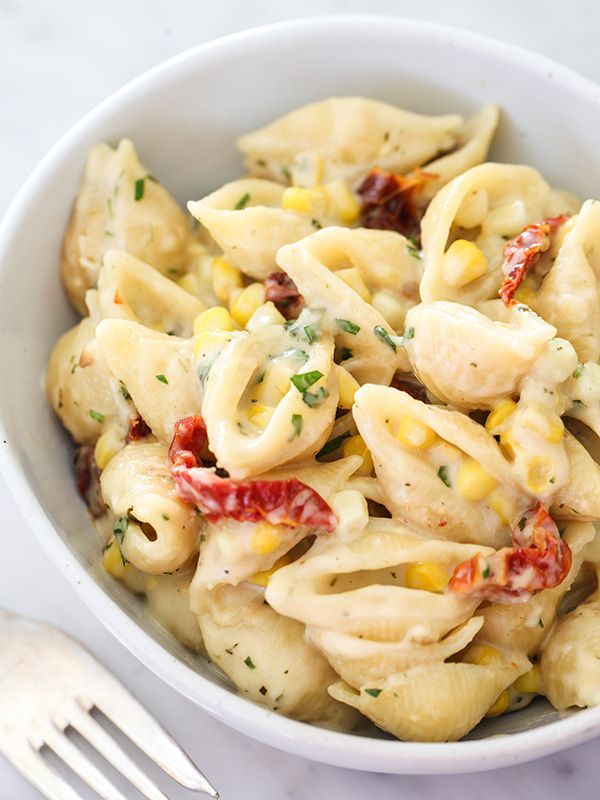 Stovetop Pesto Macaroni and Cheese with Corn and Sun-Dried Tomatoes