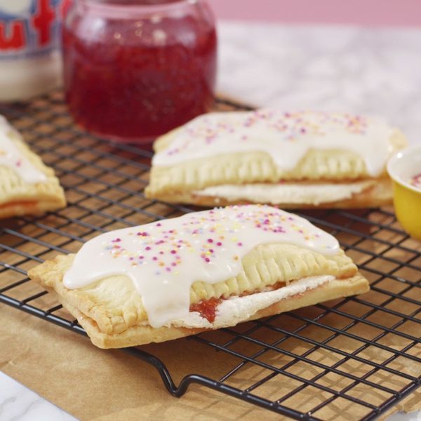 Strawberry & Marshmallow Pop Tarts