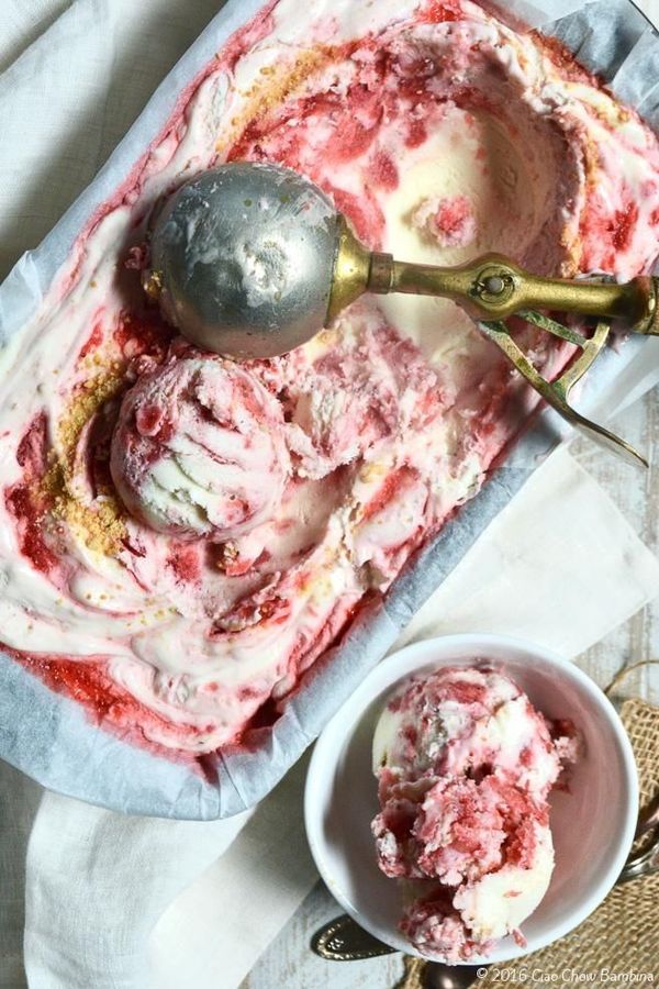 Strawberry Cheesecake No-Churn Ice Cream