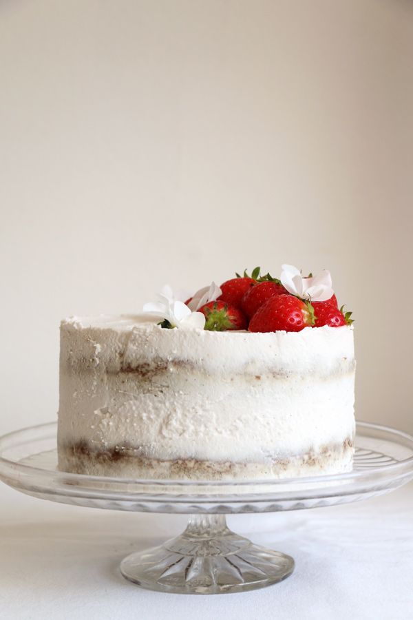 Strawberry Coconut Sponge Cake (gluten-free & vegan