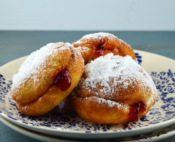 Sufganiyot (Jelly Doughnuts