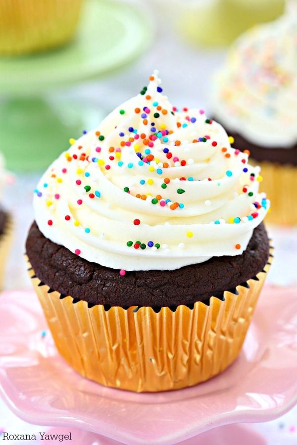 Sugar cookie chocolate cupcakes with cream cheese frosting