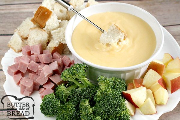Swiss & cheddar cheese fondue