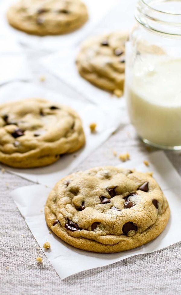 The Best Soft Chocolate Chip Cookies