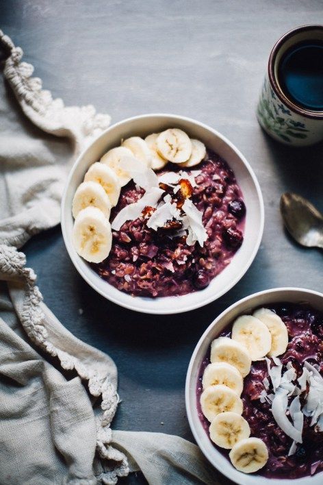 Toasted Berry Coconut Oatmeal