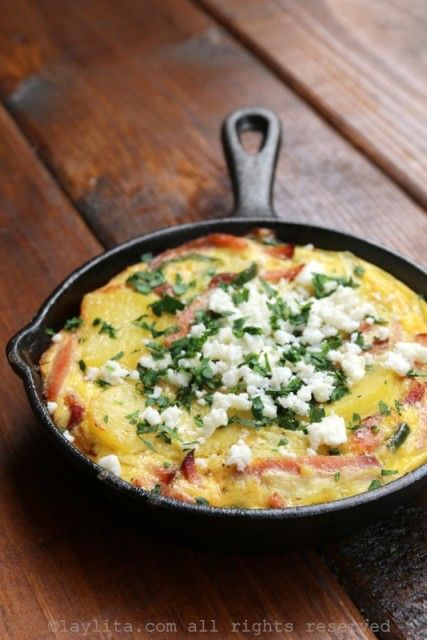 Tortilla española de papas y jamón