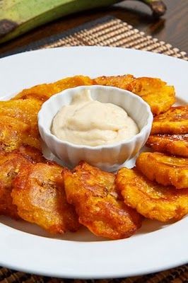 Tostones with Roasted Garlic Mayo