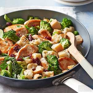 Turkey and Stuffing Skillet