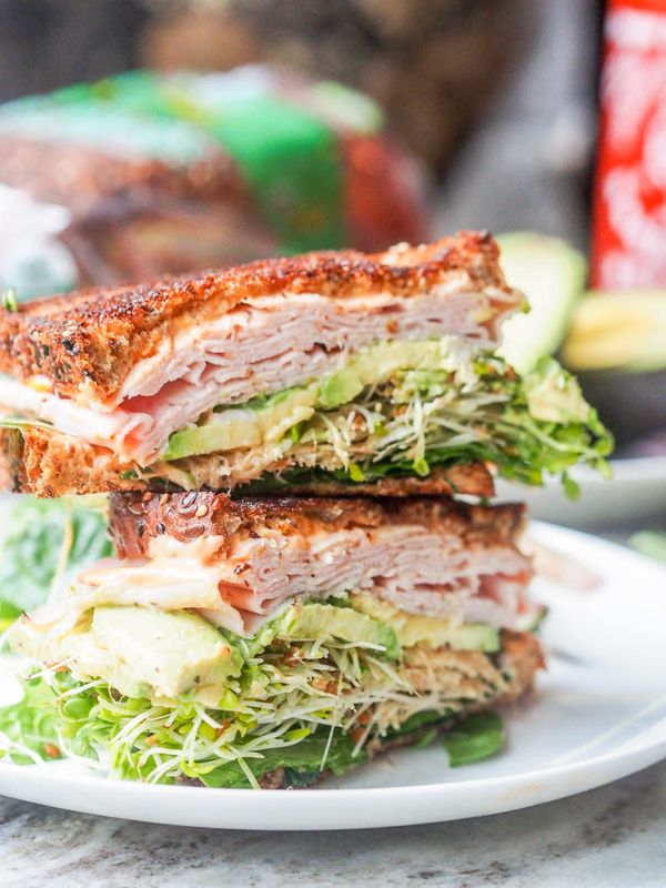 Turkey Arugula Sandwich with Sriracha Aioli Recipe (GF, DF