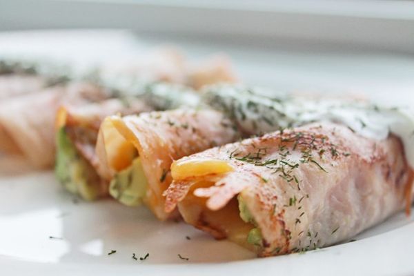 Turkey Avocado Roll Up with Greek Yogurt Sauce