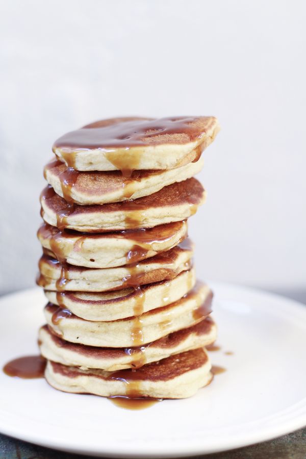 Vanilla Pancakes with Salted Caramel Sauce