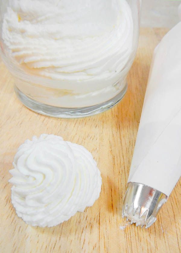 Vanilla Whipped Cream