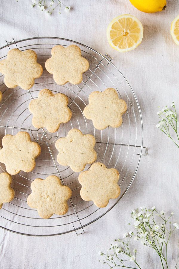 Vegan Chamomile & Lemon Shortbread