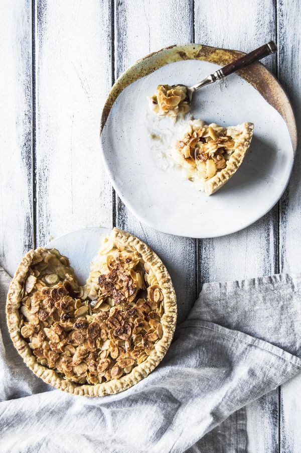 Vegan Pear Custard Pie With Caramelized Almond Crust