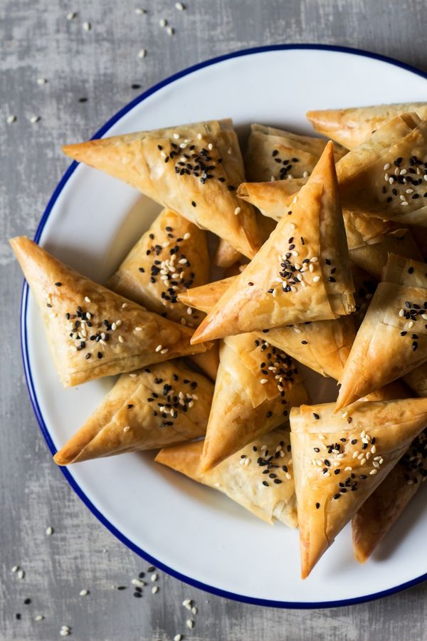 Vegan spanakopita triangles