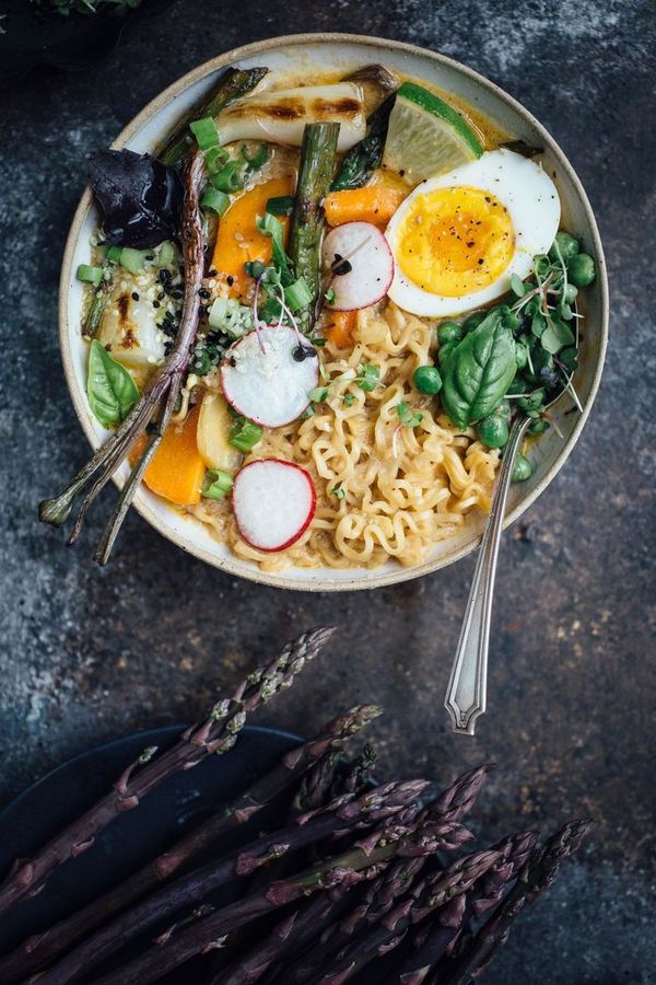 Vegetarian Spring Curry Ramen