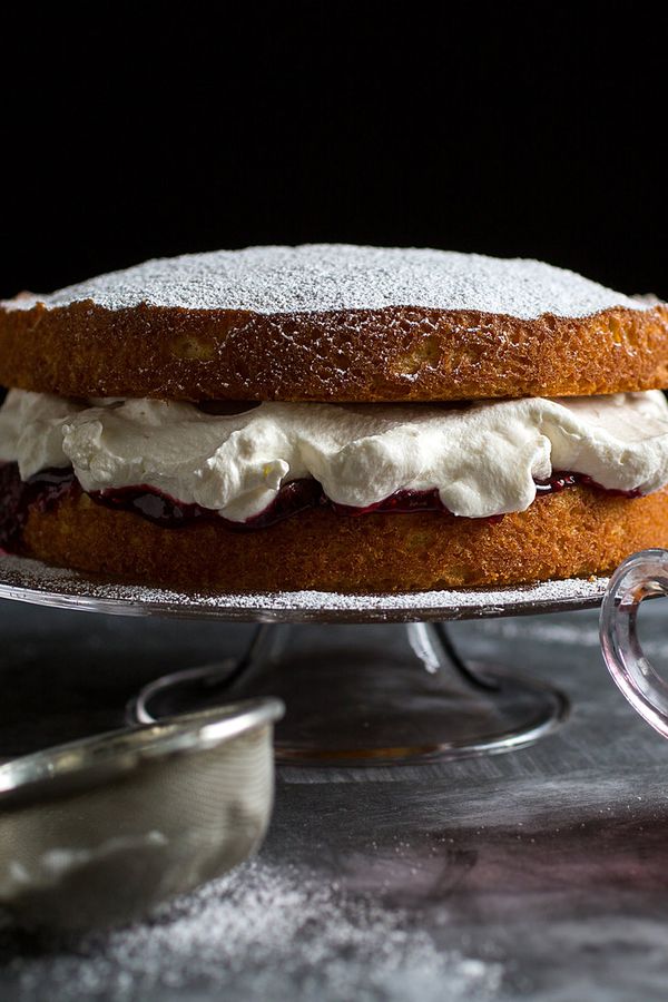 Victoria Sponge Cake