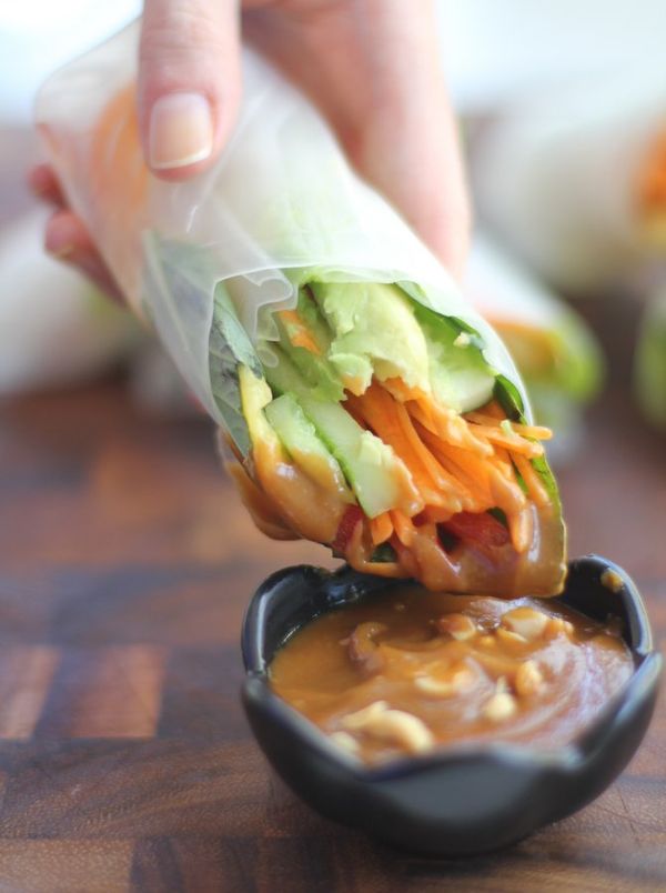 Vietnamese Summer Rolls with Avocado and Mango