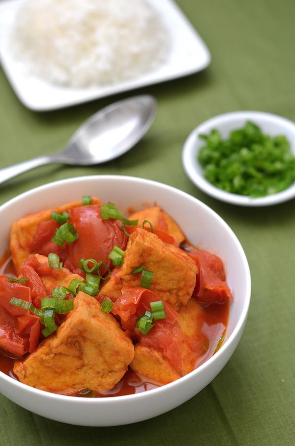 Vietnamese Tofu with Tomato Sauce (Dau Sot Ca Chua