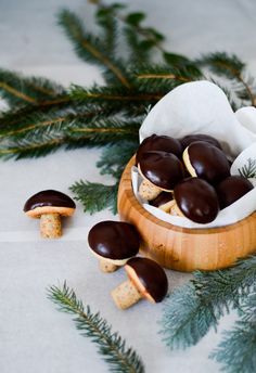 Walnut mushroom cookies