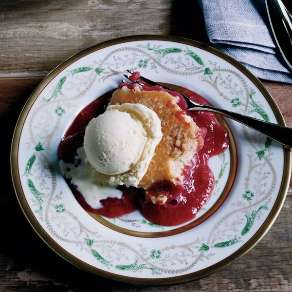 Warm Strawberry Crumb Cake