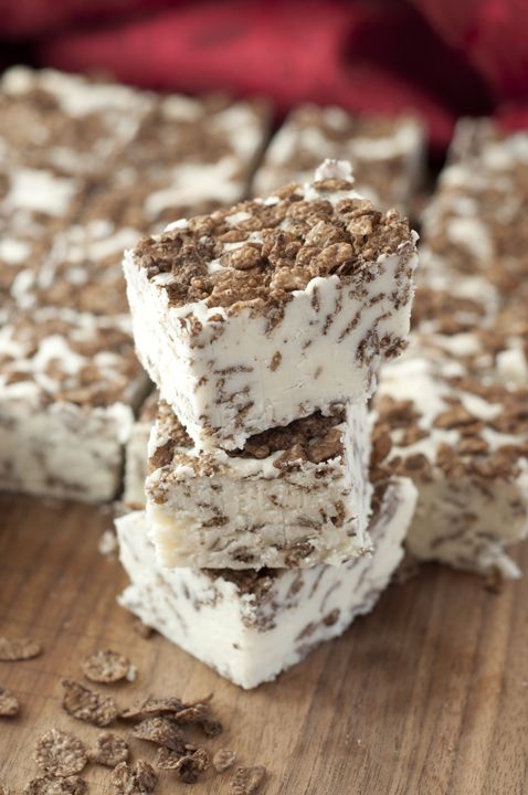 White Chocolate Cocoa Pebbles Fudge