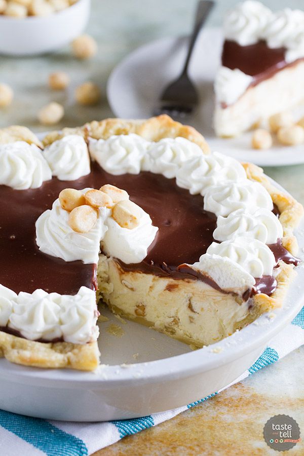 White Chocolate Macadamia Pie