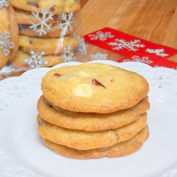 White Chocolate Orange Cranberry Cookies