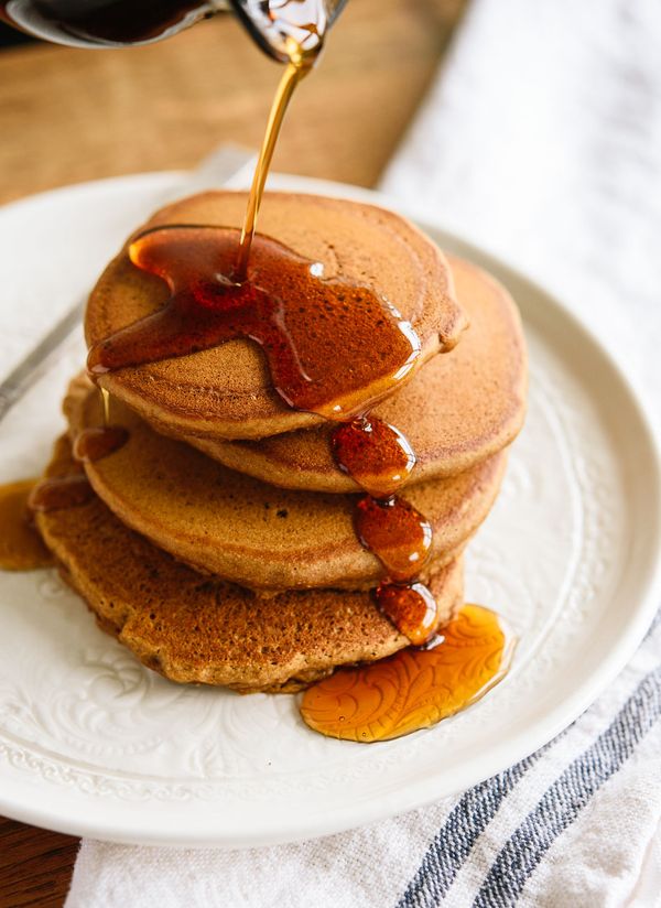 Whole Wheat Gingerbread Pancakes