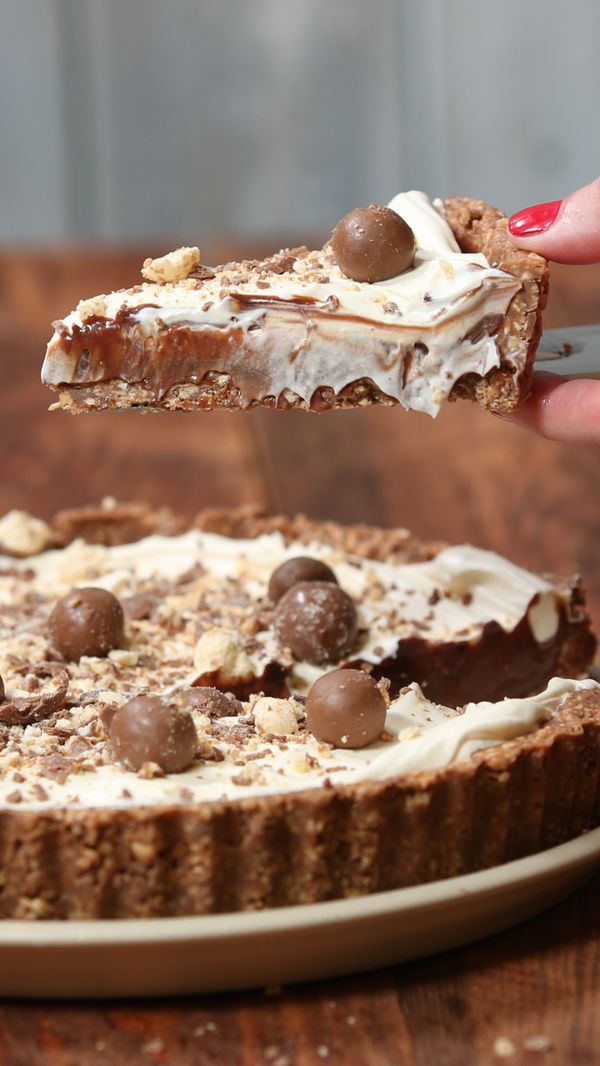 Whoppers Pie