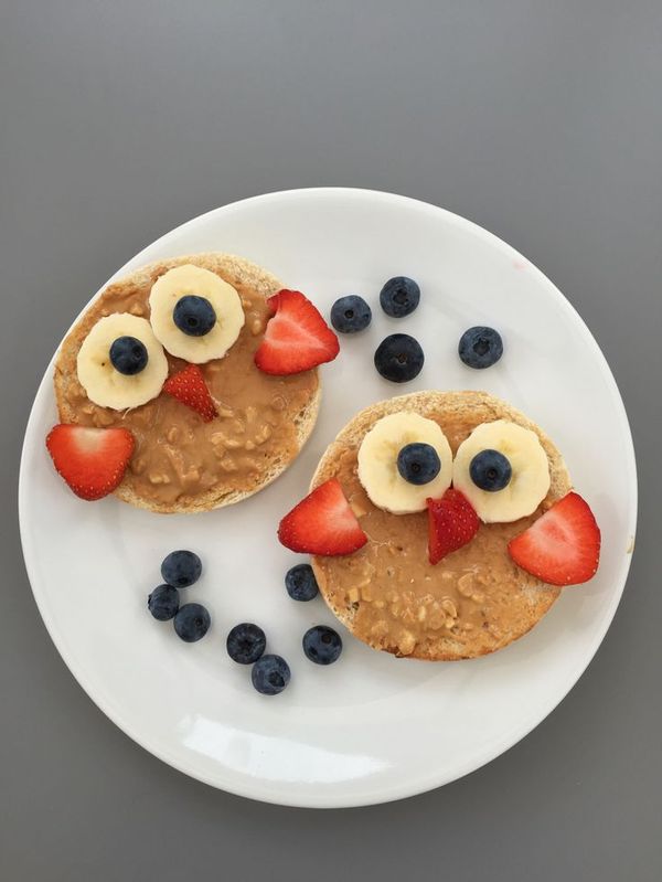 Wise owl fruity toast – kids breakfast