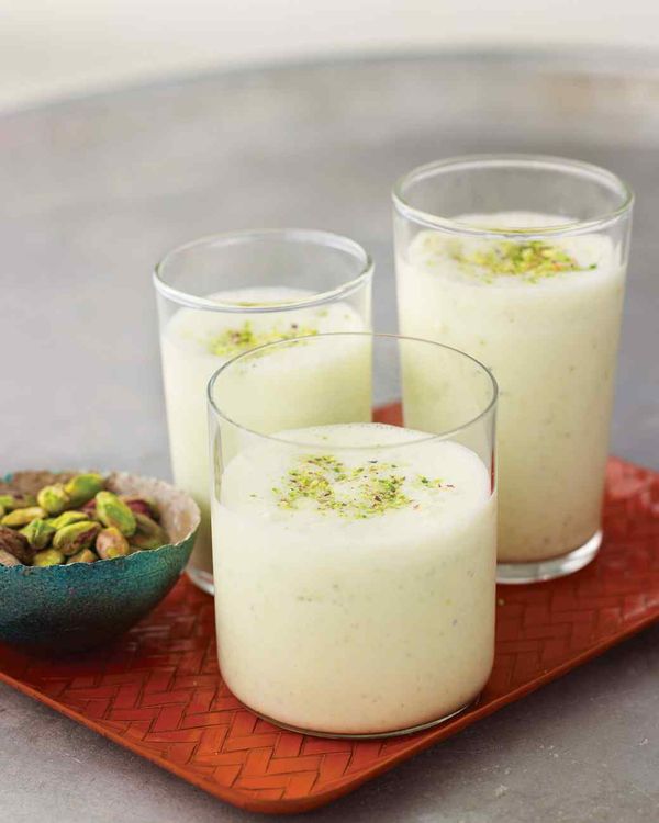 Yogurt-Pistachio Smoothies